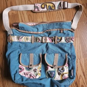 Blue tote with paisley detail